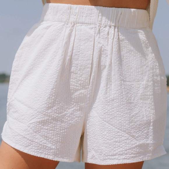 Daily Drills Yellow Stripe Seersucker button down and shorts set both size XS. - Picture 2 of 13